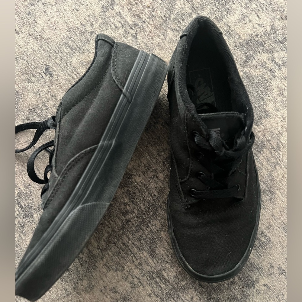 Boys or girls black Vans